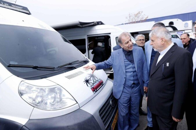 بازدید صالحی امیری از گردهمایی خودروهای کمپر و کاروان در نمایشگاه بینالمللی گردشگری تهران بازدید صالحی امیری از گردهمایی خودروهای کمپر و کاروان در نمایشگاه بینالمللی گردشگری تهران