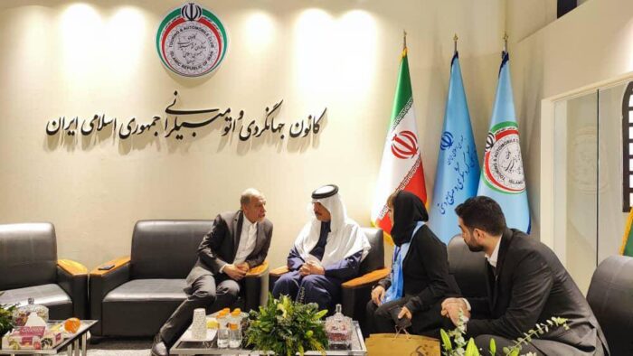 بازدید سفیر عربستان از غرفه کانون جهانگردی و اتومبیلرانی؛ گامی جدید در توسعه همکاریهای مشترک بازدید سفیر عربستان از غرفه کانون جهانگردی و اتومبیلرانی؛ گامی جدید در توسعه همکاریهای مشترک
