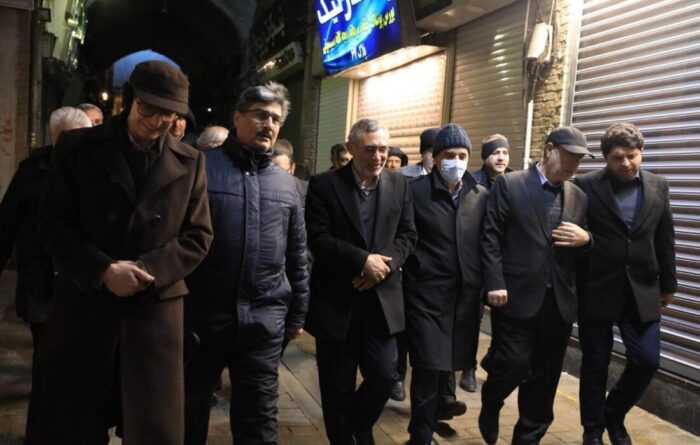 ابلاغ تسریع در ساماندهی شبکه برقرسانی در بازار تهران به مدیران ابلاغ تسریع در ساماندهی شبکه برقرسانی در بازار تهران به مدیران