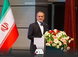با دیدن این همه تلاش و موفقیت ، احساس شادی کردم