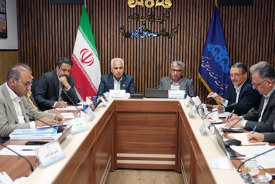 نشست مشترک مدیران شرکت نفت مناطق مرکزی ایران و مدیریت اکتشاف شرکت ملی نفت ایران برگزار شد نشست مشترک مدیران شرکت نفت مناطق مرکزی ایران و مدیریت اکتشاف شرکت ملی نفت ایران برگزار شد