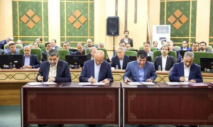 تفاهم‌نامه بانک صنعت و معدن برای احداث کارخانه‌ تولید لاستیک‌های رادیال سنگین و سبک و دوده صنعتی