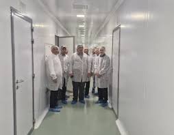 بازدید مدیران بانک صنعت و معدن از شرکت داروسازی کیمیا زیست پارسیان در استان زنجان بازدید مدیران بانک صنعت و معدن از شرکت داروسازی کیمیا زیست پارسیان در استان زنجان