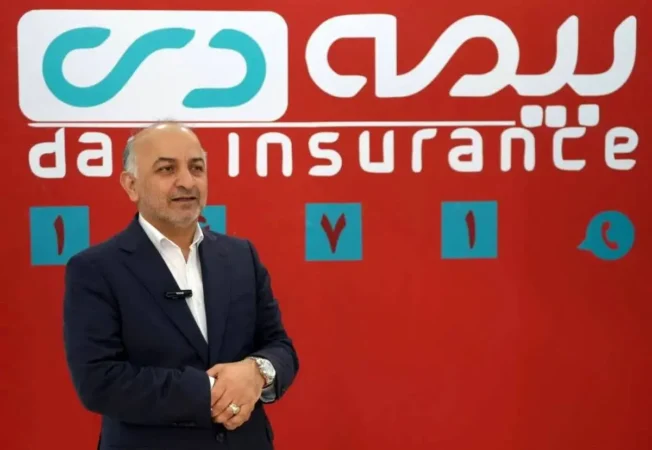 ملت و نیروهای مسلح مقتدر کشور در نبرد حق علیه باطل ، ولایت پذیری ،ایستادگی ، صلابت و پیروزی  را به نمایش گذاشت