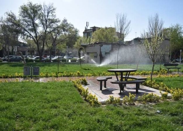 توسعه شبکه آبیاری فضای سبز در منطقه ۲ شهرداری تهران توسعه شبکه آبیاری فضای سبز در منطقه ۲ شهرداری تهران