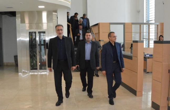 بازدید مدیرعامل بانک صنعت و معدن از شعبه صنعت با تأکید بر تحول دیجیتال و گسترش همکاری با بخش صنعت بازدید مدیرعامل بانک صنعت و معدن از شعبه صنعت با تأکید بر تحول دیجیتال و گسترش همکاری با بخش صنعت
