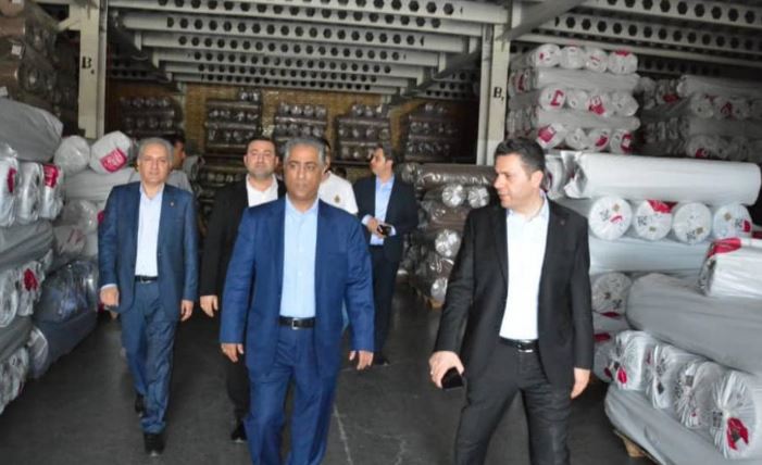 بازدید مدیرعامل بانک صنعت ومعدن از صنعت پیشران نساجی کشور؛ حمایت از شرکت دانشبنیان و صادرکننده برتر در حوزه تولید پارچههای رومبلی و پردهای بازدید مدیرعامل بانک صنعت ومعدن از صنعت پیشران نساجی کشور؛ حمایت از شرکت دانشبنیان و صادرکننده برتر در حوزه تولید پارچههای رومبلی و پردهای