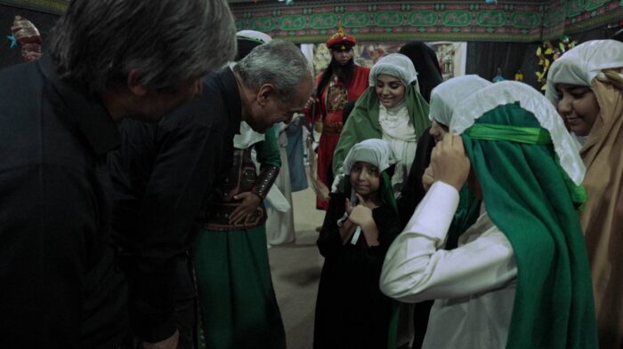 پذیرایی روزانه دو تا سه هزار زائر در موکب محبان‌الرضا(ع) مرز شلمچه