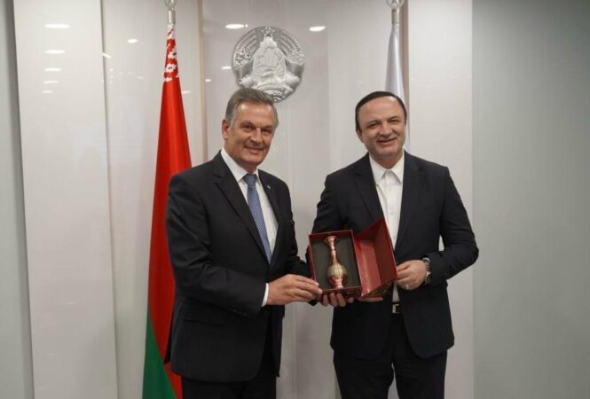 منطقه آزاد مینسک با مناطق آزاد ایران وارد همکاری میشود منطقه آزاد مینسک با مناطق آزاد ایران وارد همکاری میشود