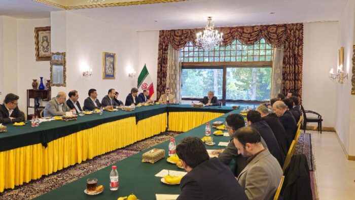 سمیعی نژاد خبر داد: ایمیدرو و سفارت ایران در چین، کمیته مشترک تشکیل می دهند سمیعی نژاد خبر داد: ایمیدرو و سفارت ایران در چین، کمیته مشترک تشکیل می دهند