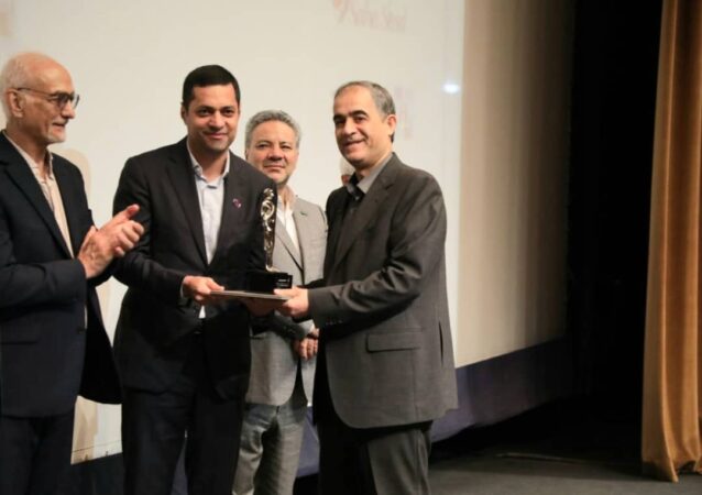 دکتر مهدی نصر آزادانی، مرد سال فولاد ایران شد دکتر مهدی نصر آزادانی، مرد سال فولاد ایران شد