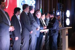 پتروشیمی کارون به‌عنوان HSE برتر شرکت‌های پتروشیمی منطقه معرفی شد