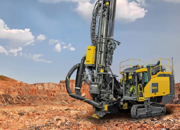 حفاری اکتشاف دو استان به فراخوان رفت/ بازگشایی پاکات اسناد؛ اواخر مهر حفاری اکتشاف دو استان به فراخوان رفت/ بازگشایی پاکات اسناد؛ اواخر مهر