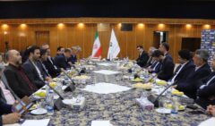 تاکید دبیر شورای‌عالی مناطق آزاد و استاندار گیلان بر نقش محوری منطقه آزاد انزلی در اقتصاد شمال کشور