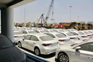 تعیین تعرفه‌ واردات خودرو پس از هشت ماه کشمکش / حرف دولت به کرسی نشست