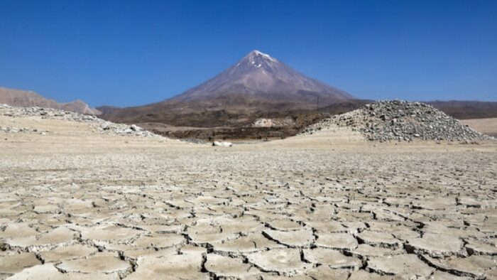رئیس موسسه تحقیقات آب: باید برای شرایط بحران آبی آماده شویم