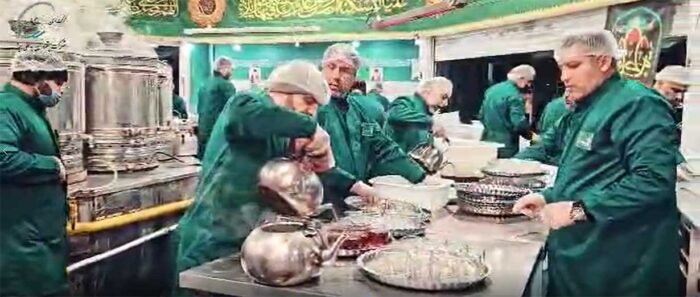 حضور کارکنان پتروشیمی بوعلی سینا در حرم مطهر امام رضا علیه‌السلام