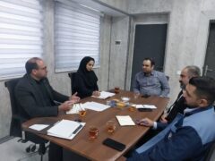 نشست هم‌اندیشی شرکت فولاد آلیاژی با مرکز فنی‌وحرفه‌ای بافق جهت توانمندسازی نیروی انسانی