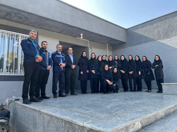 تقدیر از بانوان شرکت فولاد آلیاژی مرکزی بافق به مناسبت ولادت حضرت زهرا(س) و روز زن