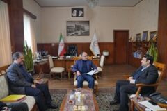 برگزاری نشست مشترک مدیرعامل بانک ملی ایران با جمعی از نمایندگان مجلس/ از اقدامات این بانک در حمایت از تولید و مولد سازی دارایی ها تقدیر شد