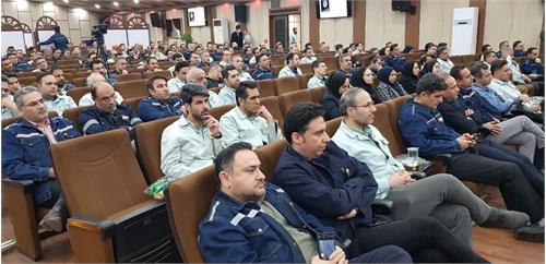 جلسه‌ی ویژه آموزشی کمیته‌ی عالی راهبری شرکت فولادخوزستان برگزار شد