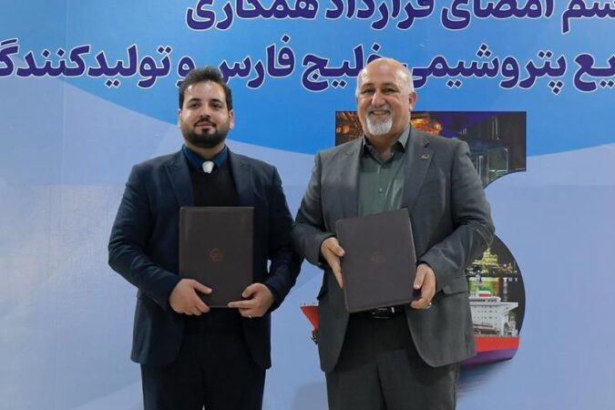 با امضای قراردادی در سومین رویداد ایران پتروکم؛ ساخت و بازسازی ولوهای اینکونل پتروشیمی کارون به یک شرکت ایرانی واگذار شد