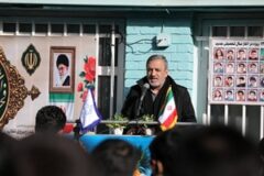 طنین زنگ انقلاب اسلامی در مدرسه چیت چیان منطقه ۱۲