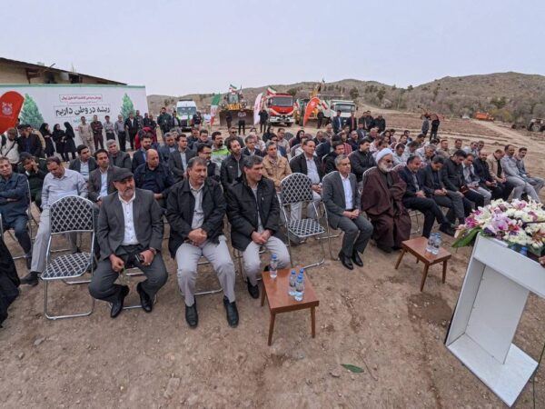 همراهی مسئولان با پویش مردمی «ریشه در وطن داریم»