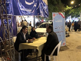 استقرار میز خدمت بیمه دی در محل تجمعات مردمی بجنورد